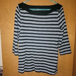XL long-sleeved black & white shirt